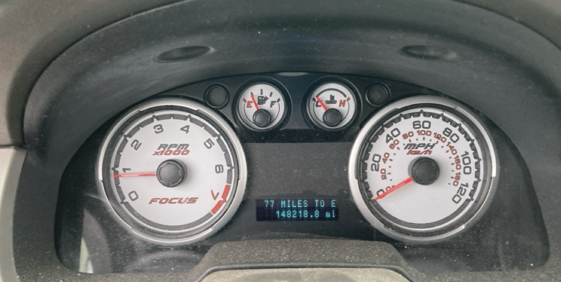 LEXUS - Interior View